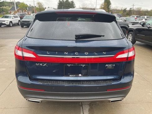 Used 2017 Lincoln MKX Reserve w/ Lincoln MKX Climate Package AWD/4WD image 5