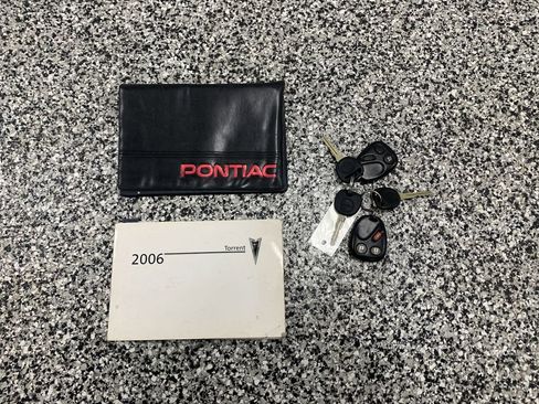 Used 2006 Pontiac Torrent AWD w/ Preferred Package image 22