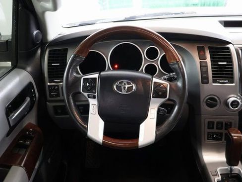 Used 2016 Toyota Sequoia Platinum image 15