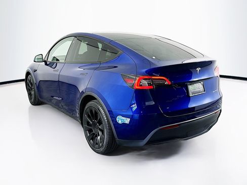 Used 2021 Tesla Model Y Long Range AWD/4WD image 5