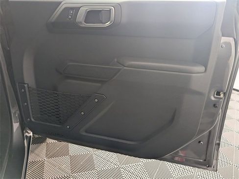 Used 2025 Ford Bronco Big Bend image 32