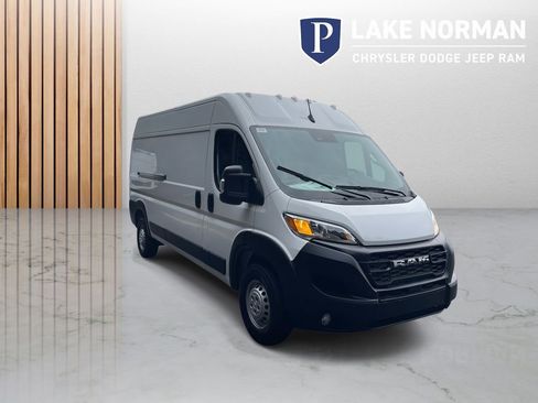New 2026 RAM ProMaster 2500 w/ Convenience Group image 2