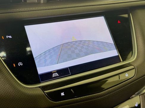 Used 2022 Cadillac XT5 Luxury AWD/4WD image 15