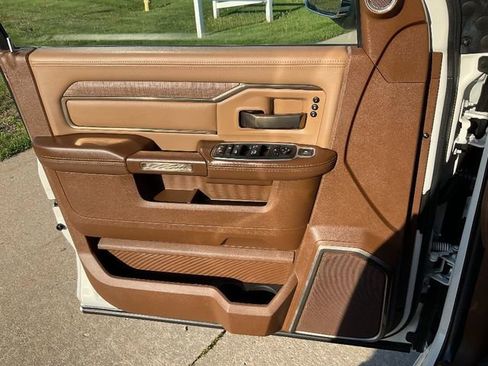 Used 2022 RAM 3500 Limited image 13