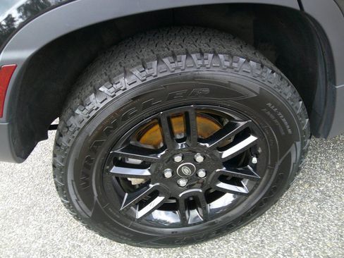 Used 2024 Land Rover Defender 110 S AWD/4WD image 31