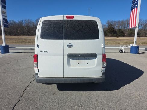 Used 2021 Nissan NV200 S w/ Back Door Glass Package image 6