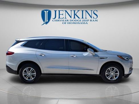 Used 2020 Buick Enclave Premium w/ Trailering Package, 5000 lbs. AWD/4WD image 2