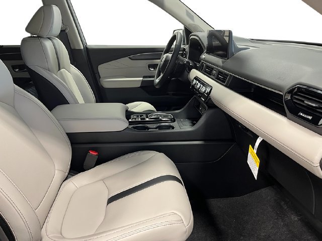New 2026 Honda Pilot Touring image 30