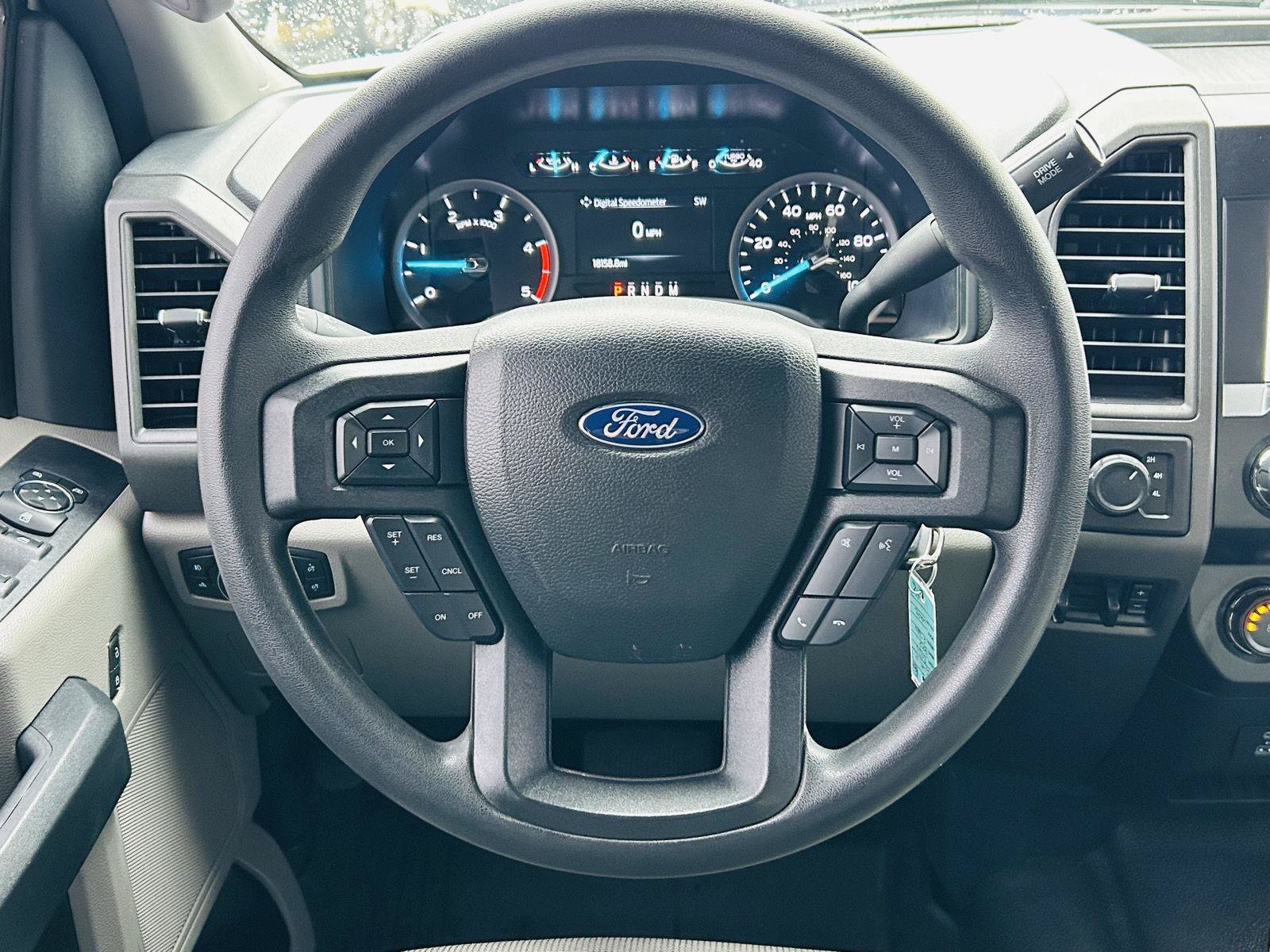 Used 2022 Ford F250 XL w/ Power Equipment Group AWD/4WD image 9
