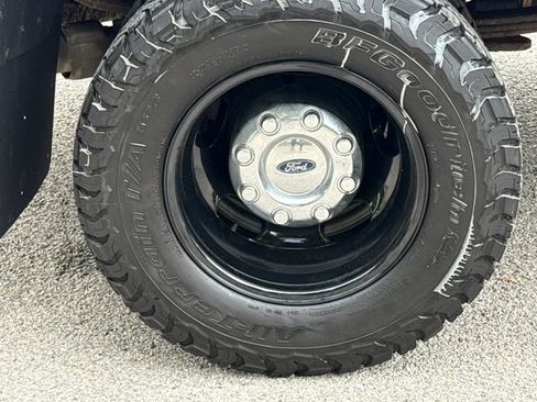 Used 2018 Ford F350 Lariat w/ Lariat Ultimate Package AWD/4WD image 8