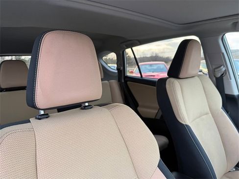 Used 2016 Toyota RAV4 XLE w/ Convenience Package image 25