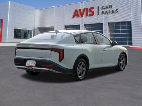 Used 2025 Kia K4 LXS image 6