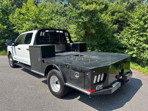 Used 2025 Ford F350 XL AWD/4WD image 10