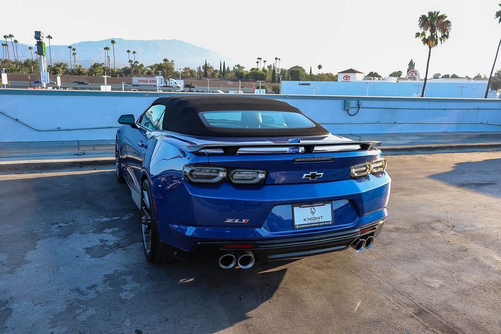 Used 2023 Chevrolet Camaro ZL1 RWD image 7