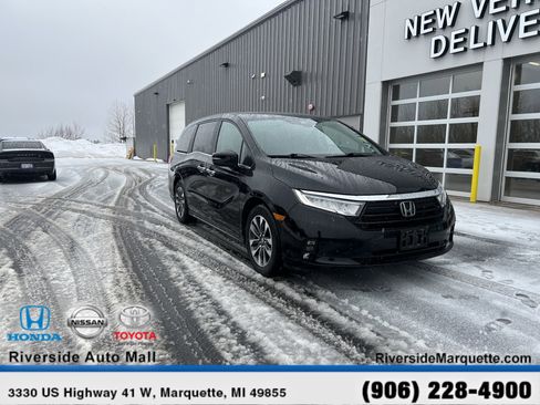 Used 2024 Honda Odyssey EX-L image 1