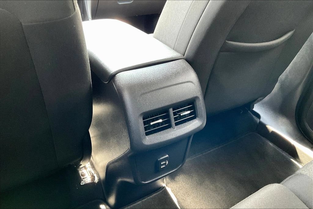 Used 2024 Chevrolet Equinox LT AWD/4WD image 13