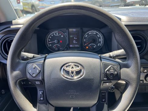 Used 2020 Toyota Tacoma SR AWD/4WD image 24