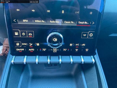 Used 2025 GMC Terrain Elevation w/ Elevation Premium Package AWD/4WD image 31