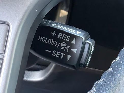 Used 2023 Toyota 4Runner SR5 Premium w/ Moonroof Package image 30