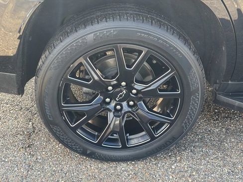 Used 2022 Chevrolet Tahoe RST w/ Luxury Package RWD image 5