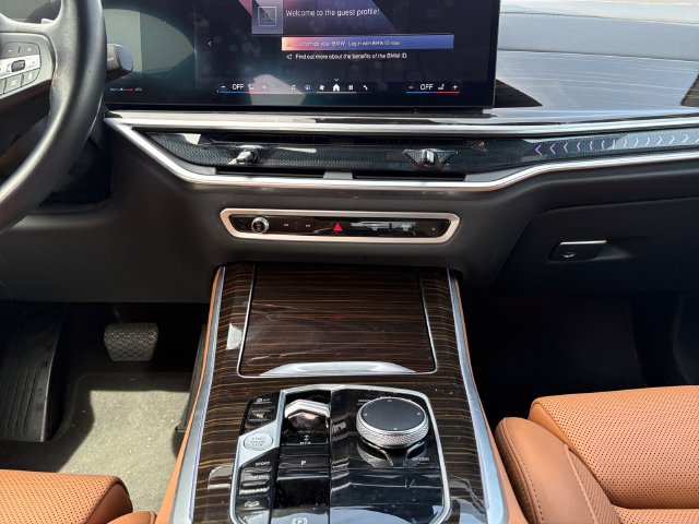 Used 2026 BMW X5 xDrive40i AWD/4WD image 11