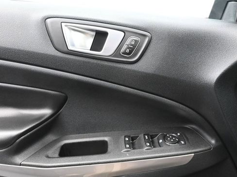 Used 2020 Ford EcoSport Titanium image 17