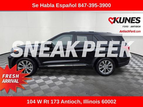 Used 2024 Ford Explorer Limited AWD/4WD image 5