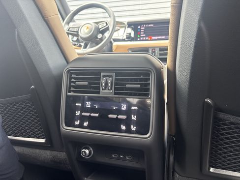 New 2026 Porsche Cayenne AWD/4WD image 16