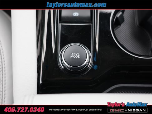 Used 2025 Ford Explorer Platinum w/ Ultimate Package AWD/4WD image 27