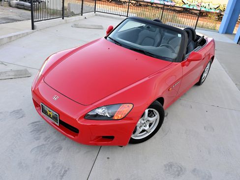 Used 2000 Honda S2000 image 15