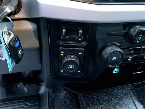 Certified 2024 Ford F250 XL w/ FX4 Off-Road Package image 29