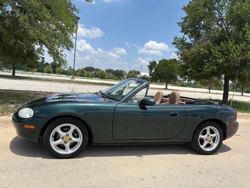 Used 1999 MAZDA MX-5 Miata RWD image 46