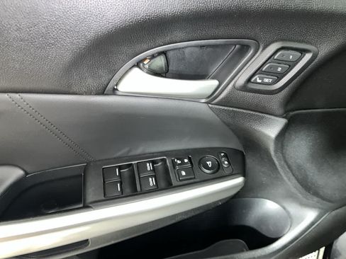 Used 2015 Honda Crosstour EX-L image 13