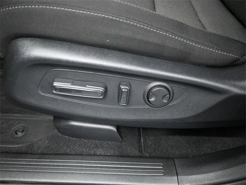 Used 2024 Honda CR-V EX image 10