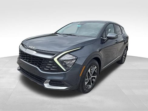 Used 2023 Kia Sportage EX image 9