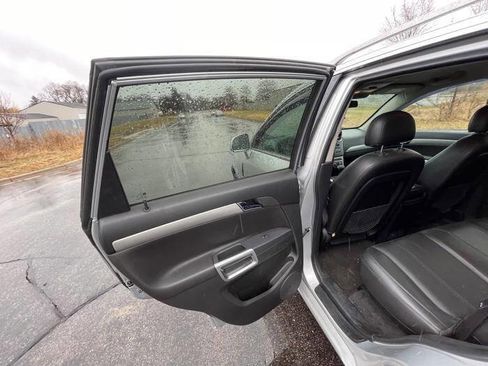 Used 2012 Chevrolet Captiva Sport LT w/ Convenience Package FWD image 24