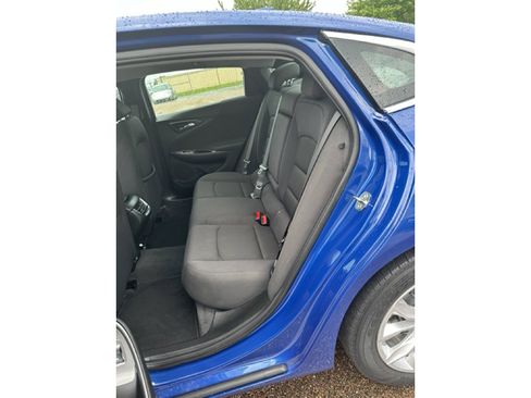 Used 2023 Chevrolet Malibu LT image 9