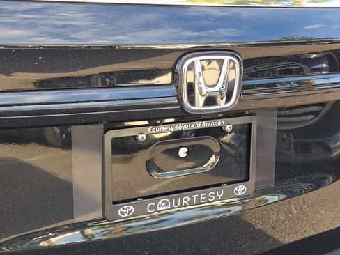 Used 2023 Honda Odyssey Sport image 10