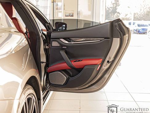 Used 2018 Maserati Ghibli S GranSport Q4 image 43