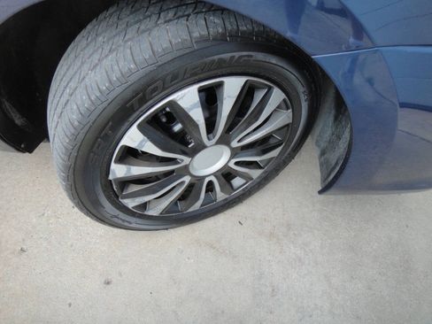 Used 2012 Nissan Sentra 2.0 S FWD image 19