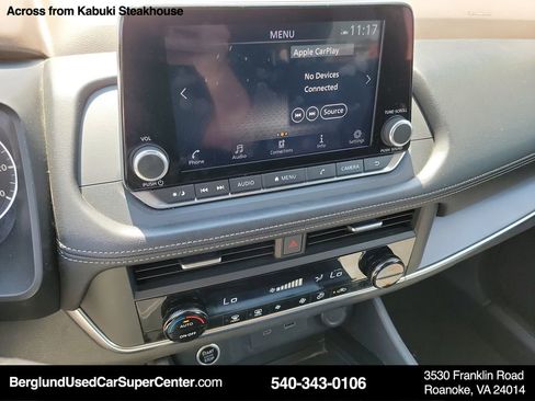 Used 2023 Nissan Rogue SV image 31