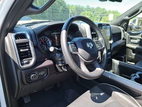 Used 2022 RAM 2500 Laramie AWD/4WD image 8