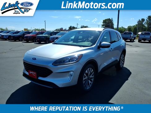 Used 2020 Ford Escape Titanium AWD/4WD image 1