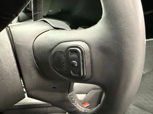 Used 2025 RAM 1500 Lone Star AWD/4WD image 24