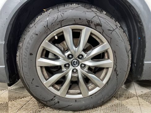 Used 2019 MAZDA CX-9 Touring image 14