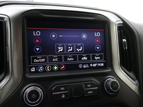 Used 2020 Chevrolet Silverado 2500 LTZ w/ Z71 Off-Road Package AWD/4WD image 51