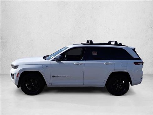 Used 2024 Jeep Grand Cherokee Limited 4xe AWD/4WD image 2