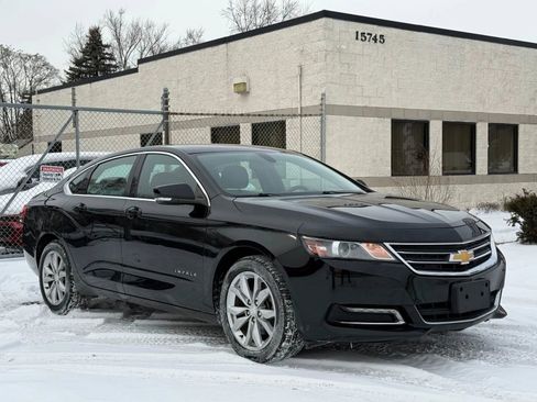 Used 2019 Chevrolet Impala LT image 2