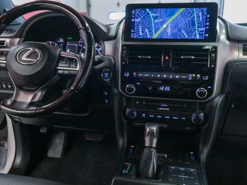 Used 2022 Lexus GX 460 Premium w/ Premium Plus Package AWD/4WD image 26