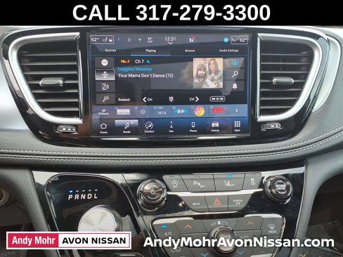 Used 2026 Chrysler Pacifica Limited w/ S Appearance Package FWD image 23